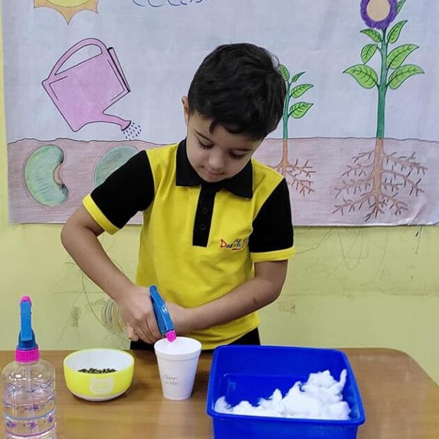 Child learning with colors